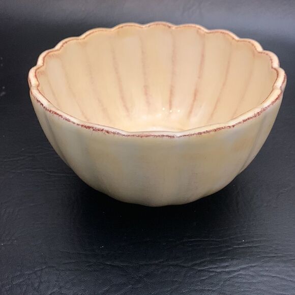 Tabletops Unlimited Big Is Great Ivory Brown 1 Quart Or 4 Cups Serving Bowl Used - Picture 2 of 5